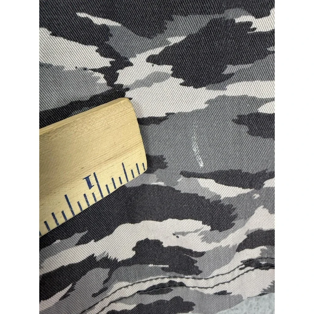 National Outfitters Shorts Mens 36 Gray Camo Canvas Chino 11 Inseam Army Casual